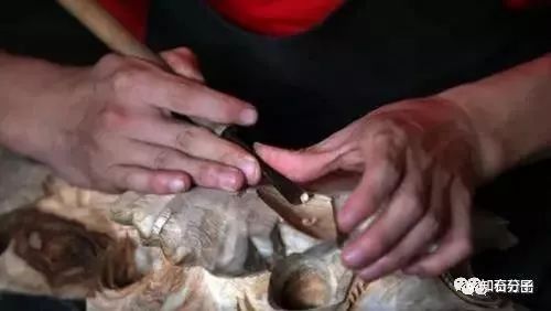 奇石生意越来越差_做奇石生意有前景吗_奇石生意怎么做