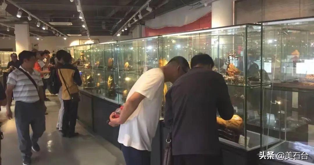 灵璧彩石中稀有品种_彩灵璧石价格_灵璧彩石有价值吗